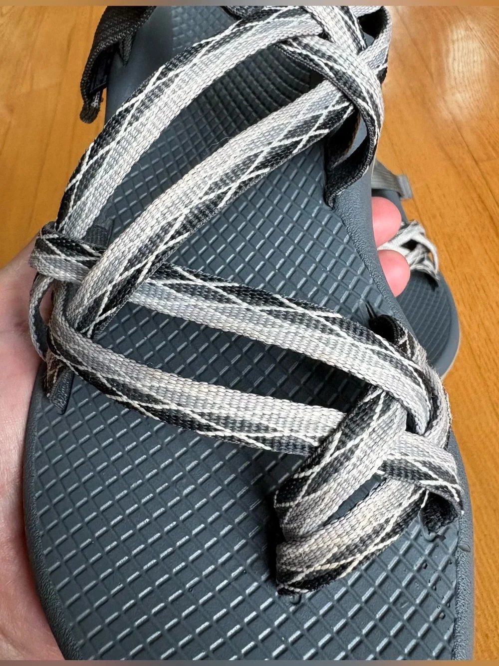 Chaco Women's ZX/2 Classic Sandals Gray Black White Double Strap Toe Loop Size 6